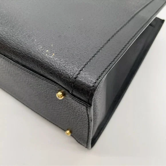 Vintage Gucci Bamboo Black Leather HandBag “Diana bag” inside is clean - Picture 12 of 17